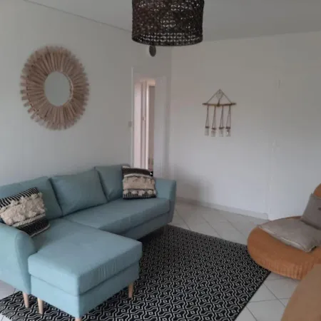 Idealement Situe Proche Tanchet Apartment *