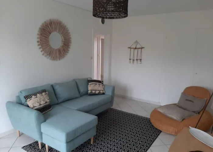 Idealement Situe Proche Tanchet Διαμέρισμα *