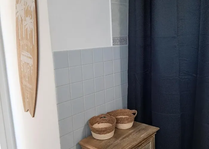 Idealement Situe Proche Tanchet *